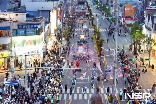 NSP통신-제58회 여수거북선축제 통제영길놀이 (사진 = 거북선축제추진위)