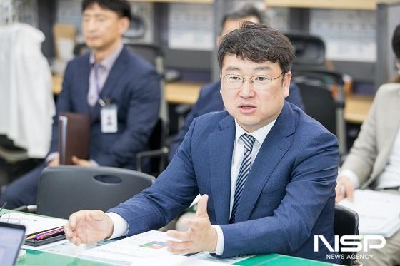 NSP통신-신원식 군산시 부시장이 14일 기자 브리핑을 통해 청렴시책을 설명하고 있다. (사진 = 군산시)