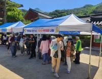 [NSP PHOTO]구례군, 부처님 오신 날 꽃 나눔 행사 가져