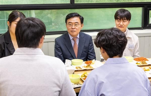 [NSP PHOTO]진교훈 강서구청장, 강서대학교 방문·학생들 고충 청취