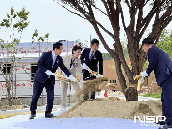 NSP통신-기념 식수 (사진 = 권향엽 당선인 홍보실)