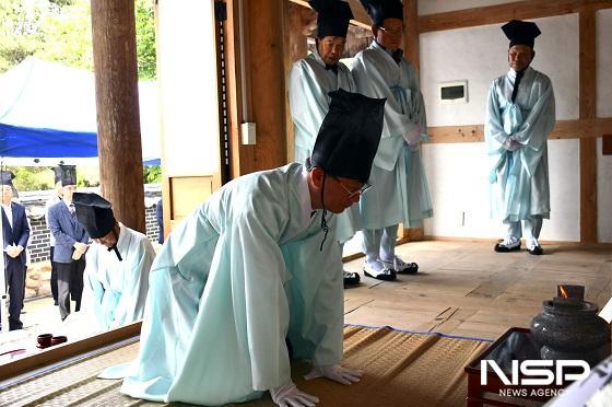 NSP통신-장수군이 1일 독립운동가이자 한글학자인 건재 정인승 선생을 기리기 위한 제38주기 추모제를 계북면 정인승 기념관에서 거행했다. (사진 = 장수군)