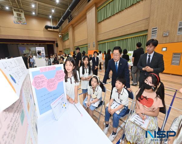 [NSP PHOTO]임종식 경북교육감, 구미원당초등학교 학교 단위 학생 질문축제 참관