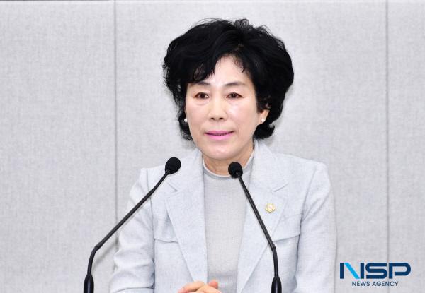 NSP통신-여수시의회 홍현숙 의원이 개도 발전을 위한 모노레일 설치를 제안하고 있다. (사진 = 여수시의회)