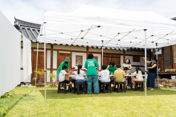 NSP통신-안동시 슬로패션 금소마을 성공적 마무리, 초등학교 저학년 및 가족 대상으로 친환경에 대한 인식 제고 (사진 = 안동시)