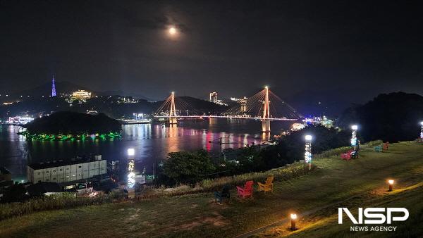 NSP통신-남산공원에서 바라본 장군도, 돌산대교 (사진 = 여수시)