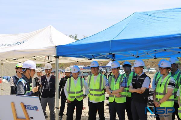 NSP통신-한국원자력환경공단은 19일 경주 방폐장에서 노·사·정 간담회를 실시하고 중저준위방사성폐기물 관리시설의 안전관리 실태를 점검했다. (사진 = 한국원자력환경공단)