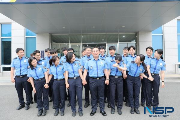 NSP통신-포항해양경찰서는 직장문화 개선을 위해 신임직원과 함께하는 소통 간담회 를 가졌다. (사진 = 포항해양경찰서)