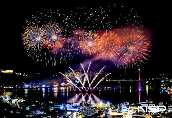 NSP통신-여수밤바다불꽃축제 (사진 = 여수시)