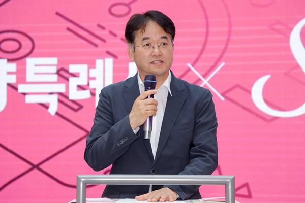 NSP통신-2024 고양 스타트업 팝업스토어개막식 개회사 중인 이동환 고양특례시장 (사진 = 고양특례시)