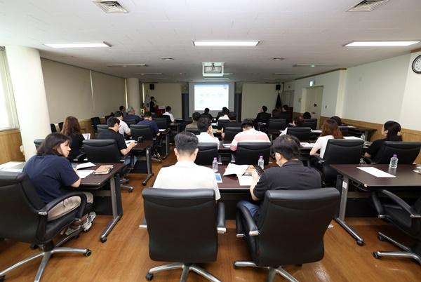 NSP통신-고양특례시의회 정치자금법 개정·시행 관련 설명회 모습 (사진 = 고양시의회)