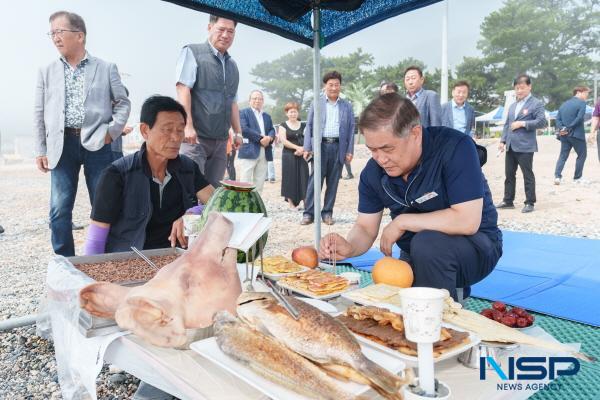 NSP통신-한국수력원자력 월성원자력본부는 12일 경주시 소재 해수욕장 4개소 개장식 및 안전기원제 행사에 참석했다. (사진 = 월성원자력본부)