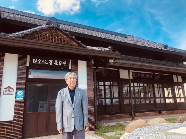 NSP통신-타오르는 강의 저자 문순태 작가. (사진 = 나주시)