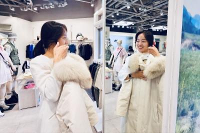 [NSP PHOTO]롯데아울렛 레디포시즌즈 진행 겨울상품 할인 장만 행사