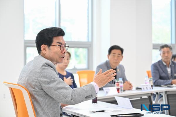 [NSP PHOTO]김광열 영덕군수, 삼사해상공원 상권 활성화 현장 소통