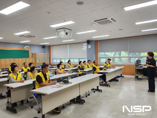 NSP통신-노인일자리사업 참여자 혹서기 대비 안전 및 활동교육 (사진 = 광양시청)