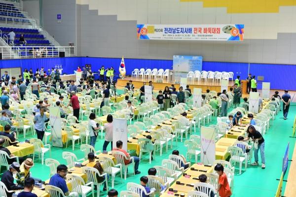 NSP통신-장성군이 지난 24~25일 홍길동체육관에서 개최한 제20회 전라남도지사배 전국 바둑대회. (사진 = 장성군)