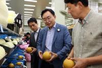 [NSP PHOTO]나주시, 추석 명절 맞아 최상품 나주배 선별작업 구슬땀