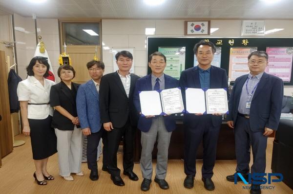 NSP통신-위덕대학교와 대동고등학교가 지난 2일 대동고등학교에서 학술교류를 위한 협약을 체결했다. (사진 = 위덕대학교)