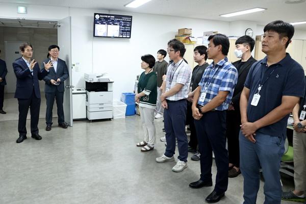 NSP통신-이동환 고양특례시장, 일산서구청 방문 모습 (사진 = 고양시)