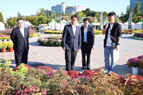 NSP통신-고양가을꽃축제 현장점검 (사진 = 고양시)