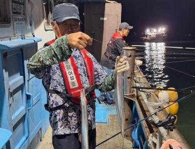 [NSP PHOTO]영암군 삼호 앞바다는 갈치낚시 손맛에 짜릿
