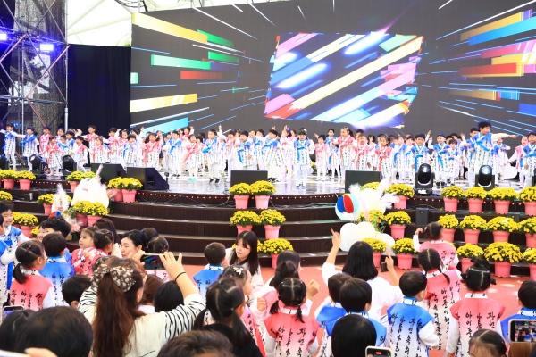 NSP통신-지난 해 열린 곡성심청어린이대축제 개막식 장면. (사진 = 곡성군)