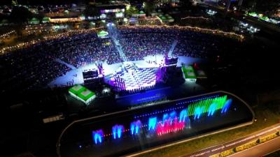 [NSP PHOTO]장성군 황룡강 가을꽃축제공연 열기 후끈