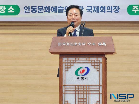 NSP통신-시민 참여단은 안동에서 생활하면서 겪고 느꼈던 불편 사항과 도시문제에 대해 적극적으로 토론했다. (사진 = 김오현기자)