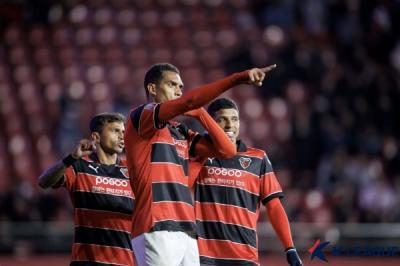 [NSP NEWS Image]포항 중국 산둥 잡고 ACLE 7위 올라