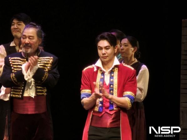 NSP통신-이성우는 지난 24일 국립극장 해오름극장에서 막을 내린 레미제라블에서 혁명 집단의 대장 앙졸라역을 맡아 열연했다. (사진 = 이성우 가족 제공)