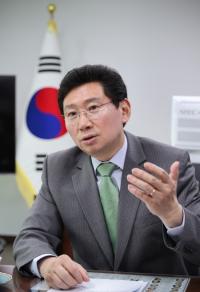 [NSP PHOTO]이상일 용인시장, 산자부 장관에 죽전동 광산개발 허가 반대 입장 서한문 전달