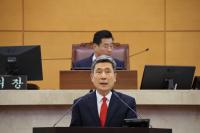[NSP PHOTO]이강덕 포항시장, 시의회 정례회 예산안 제출에 따른 시정연설...내년도 시정 운영 방향 설명