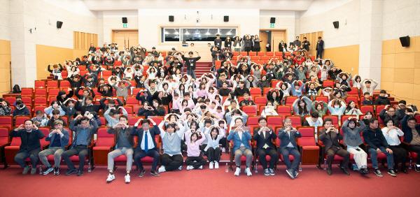 NSP통신-구미시는 지난 1일 강동문화복지회관 봉두아트홀에서 열린지역아동센터 주관으로 20주년 한마음축제를 개최했다. (사진 = 구미시)