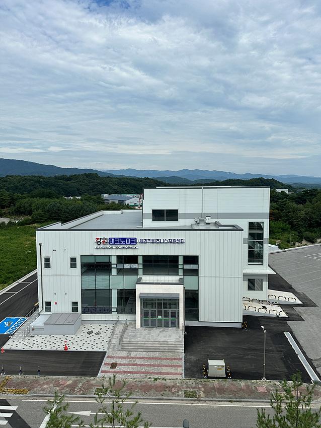 NSP통신-강원테크노파크 세라믹 비즈니스 지원센터 전경. (사진 = 강릉시)