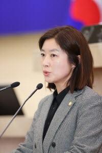 [NSP PHOTO]포항시의회 예산결산특별위원회, 김하영 위원장 인터뷰