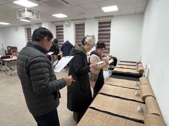 NSP통신-안동포 직조인들의 결실을 만나볼 수 있는 2024년 안동포 품평회가 지난 11일 안동포타운에서 개최됐다. (사진 = 안동시)