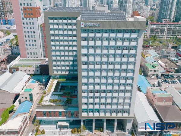 NSP통신-군위군교육발전위원회는 지난 16일 한국사학진흥재단과 행복기숙사 확대운영 협약을 체결했다. (사진 = 한국사학진흥재단)