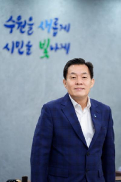 [NSP PHOTO]이재준 수원시장 전국 공무원들이 뽑은 지방자치 CEO 선정