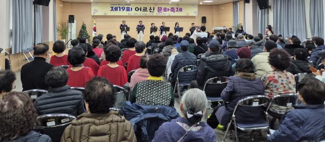 NSP통신-목포시노인복지관 어르신 문화축제 성황 (사진 = 목포시노인복지관)