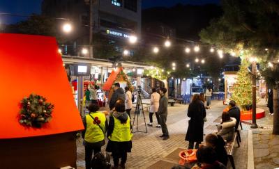 [NSP NEWS Image]울릉군 한 겨울 함박눈 속 울루랄라 윈터마켓 운영해 연말특수 톡톡
