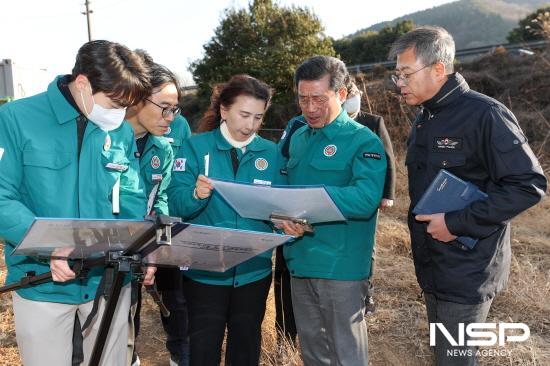NSP통신-거점소독시설 및 유기동물보호소 신축 이전 부지 검토 현장 (사진 = 광양시청)