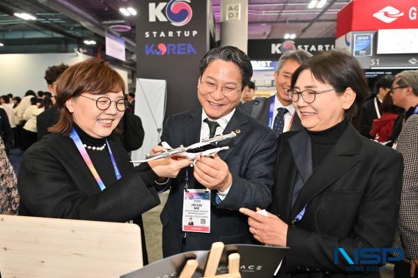 NSP통신-경상북도는 7일부터 오는 10일까지 미국 라스베가스 컨벤션센터 등에서 CES 2025 경북공동관을 운영한다. (사진 = 경상북도)