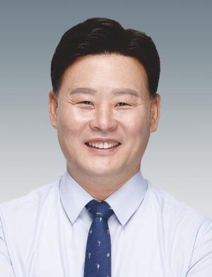 -최종현 경기도의원민주당 대표의원 사진 경기도의회