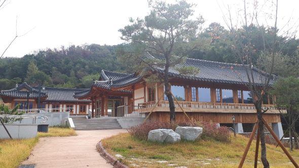 NSP통신-영주한국효문화진흥원 설맞이 가족체험행사 개최, 효와 예를 배우며 가족의 소중함을 느낄 특별한 기회 (사진 = 영주시)