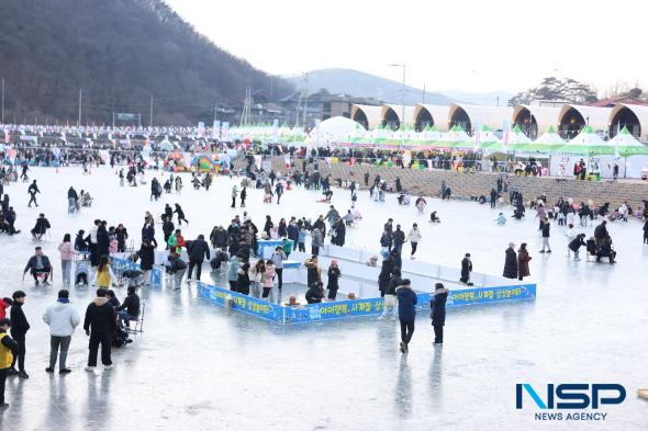 NSP통신-영남권 최대 겨울 축제 2025 안동암산얼음축제가 18일부터 26일까지 9일간 암산유원지 일원에서 열린다. (사진 = 김오현기자)