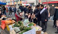 [NSP PHOTO]김학홍 경북도 행정부지사, 설맞이 전통시장 장보기 및 아동보육시설 방문