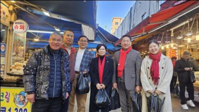 [NSP PHOTO]성남시의회 국힘협의회 설맞이 전통시장 방문