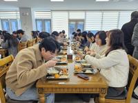 [NSP PHOTO]최훈식 장수군수, 설 명절 직원들과 떡국 오찬 가져