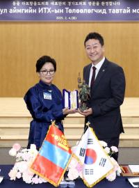 [NSP PHOTO]김진경 경기도의회 의장, 몽골 다르항올도의회 대표단과 접견